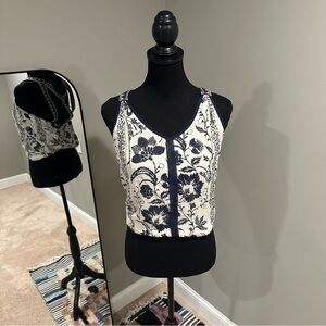 SZ:M Lucky Brand Women’s Flowy Tank w/ Embroidered Straps